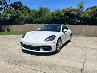 2018 Porsche Panamera - miniatura 2