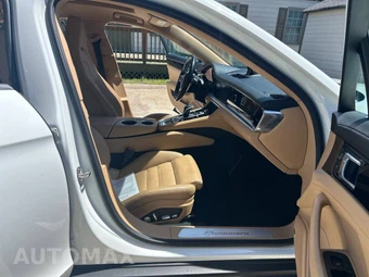 2018 Porsche Panamera - miniatura 23