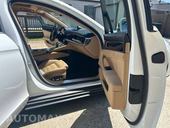 2018 Porsche Panamera - miniatura 25