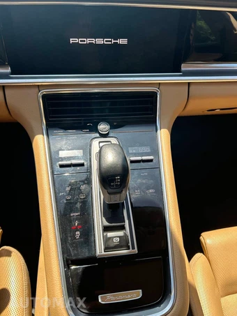 2018 Porsche Panamera - miniatura 41