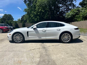2018 Porsche Panamera - miniatura 8