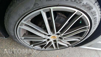 2018 Porsche Panamera – miniatura 23