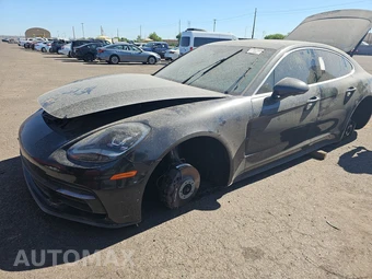2018 Porsche Panamera