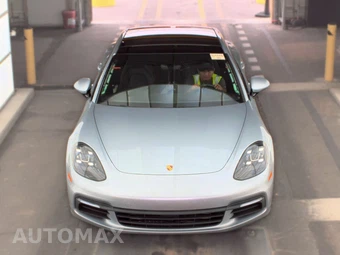 2018 Porsche Panamera - miniatura 2