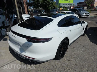 2018 Porsche Panamera – miniatura 4