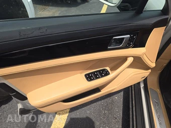 2018 Porsche Panamera – miniatura 9