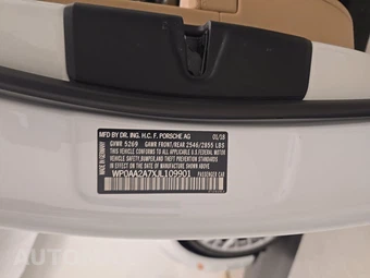 2018 Porsche Panamera – miniatura 14