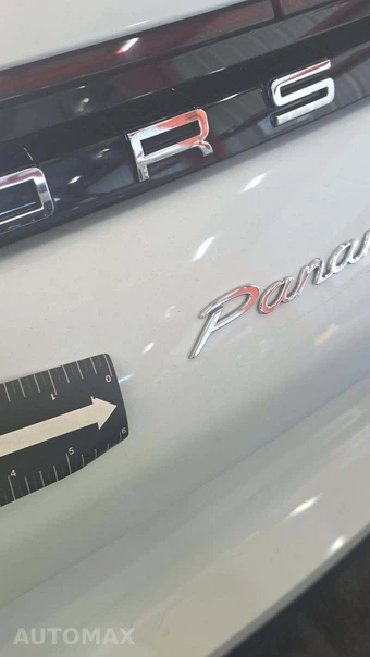 2018 Porsche Panamera – miniatura 24