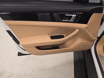 2018 Porsche Panamera – miniatura 9