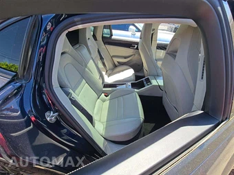 2018 Porsche Panamera – miniatura 16