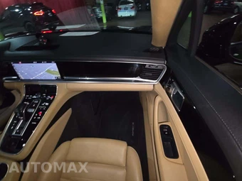 2018 Porsche Panamera – miniatura 19