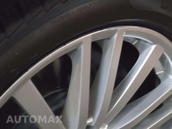 2018 Porsche Panamera – miniatura 21