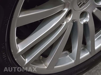 2018 Porsche Panamera – miniatura 22