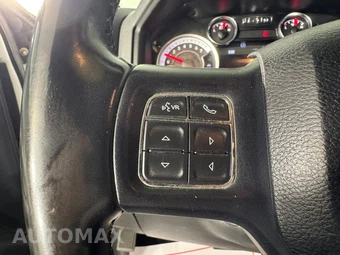 2018 Ram 1500 Big Horn Crew Cab Medium Bed - miniatura 15
