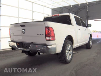 2018 Ram 1500 Big Horn Crew Cab Short Bed - miniatura 4