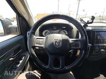 2018 Ram 1500 Big Horn Crew Cab Short Bed - miniatura 10