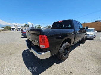 2018 Ram 1500 Big Horn Crew Cab Short Bed - miniatura 4