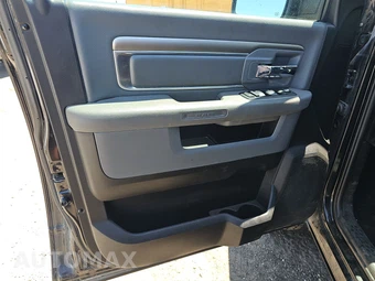 2018 Ram 1500 Big Horn Crew Cab Short Bed - miniatura 9