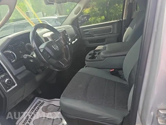 2018 Ram 1500 Big Horn Crew Cab Short Bed - miniatura 13