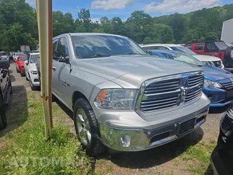 2018 Ram 1500 Big Horn Crew Cab Short Bed - miniatura 3