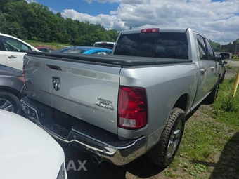 2018 Ram 1500 Big Horn Crew Cab Short Bed - miniatura 4