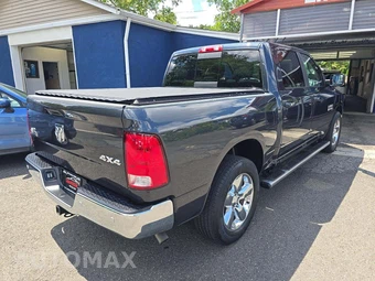 2018 Ram 1500 Big Horn Crew Cab Short Bed - miniatura 3