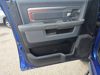 2018 Ram 1500 Big Horn Crew Cab Short Bed - miniatura 9