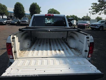 2018 Ram 1500 Big Horn Crew Cab Short Bed - miniatura 14