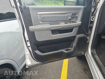 2018 Ram 1500 Big Horn Extended Cab Medium Bed - miniatura 9