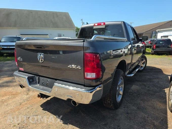 2018 Ram 1500 Big Horn Extended Cab Medium Bed – miniatura 3