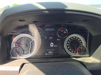 2018 Ram 1500 Big Horn Extended Cab Medium Bed – miniatura 9