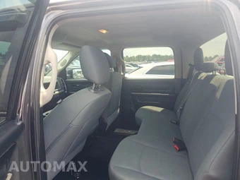 2018 Ram 1500 Express Crew Cab Short Bed – miniatura 13