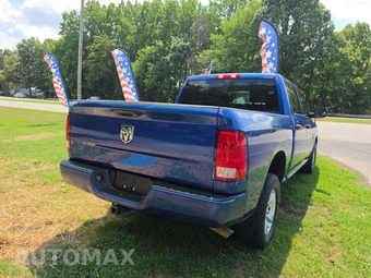 2018 Ram 1500 Express Crew Cab Short Bed – miniatura 3