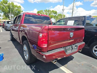 2018 Ram 1500 Express Crew Cab Short Bed - miniatura 2