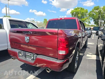 2018 Ram 1500 Express Crew Cab Short Bed - miniatura 3