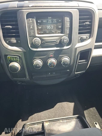 2018 Ram 1500 Express Crew Cab Short Bed – miniatura 11