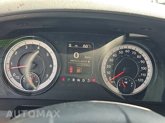 2018 Ram 1500 Express Crew Cab Short Bed – miniatura 12