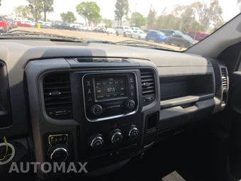2018 Ram 1500 Express Extended Cab Medium Bed – miniatura 11