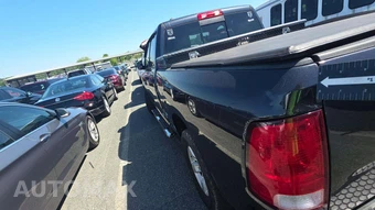 2018 Ram 1500 Express Extended Cab Medium Bed - miniatura 21