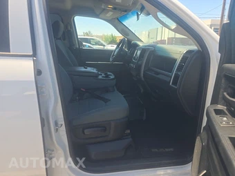 2018 Ram 1500 Express Extended Cab Medium Bed – miniatura 8