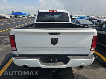 2018 Ram 1500 Express Extended Cab Medium Bed - miniatura 5