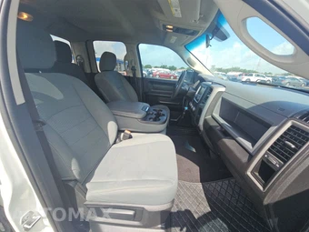 2018 Ram 1500 Express Extended Cab Medium Bed - miniatura 8