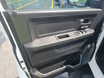 2018 Ram 1500 Express Extended Cab Medium Bed - miniatura 9