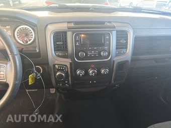 2018 Ram 1500 Express Extended Cab Medium Bed - miniatura 11