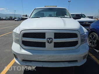 2018 Ram 1500 Express Extended Cab Medium Bed – miniatura 2