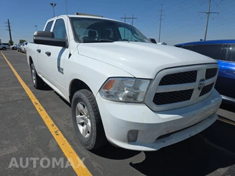 2018 Ram 1500 Express Extended Cab Medium Bed – miniatura 3