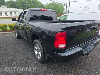 2018 Ram 1500 Express Extended Cab Medium Bed - miniatura 2
