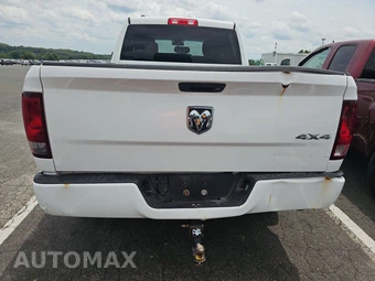 2018 Ram 1500 Express Extended Cab Medium Bed – miniatura 5