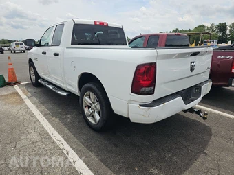 2018 Ram 1500 Express Extended Cab Medium Bed – miniatura 6