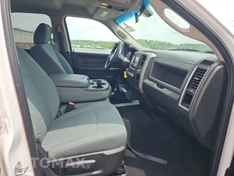 2018 Ram 1500 Express Extended Cab Medium Bed – miniatura 8